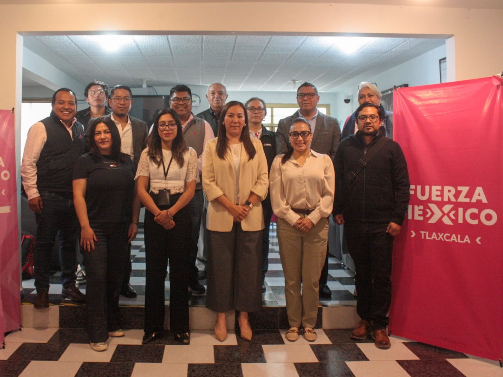 FXMT fortalece capacitación electoral con personal del INE Tlaxcala